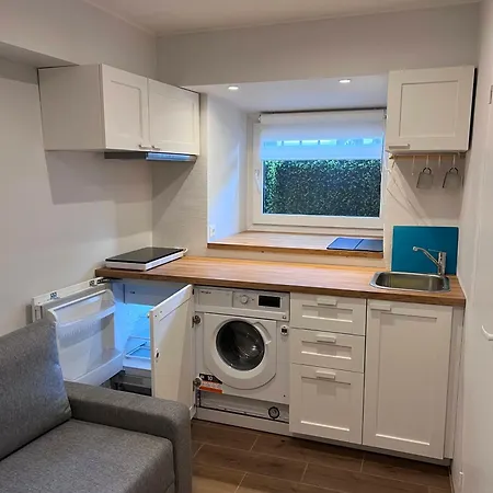 Cozy With Private Entrance In The Center Tallin